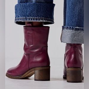 NEW Free People Tabby Ankle Booties in Wild Mulberry sz 42 11